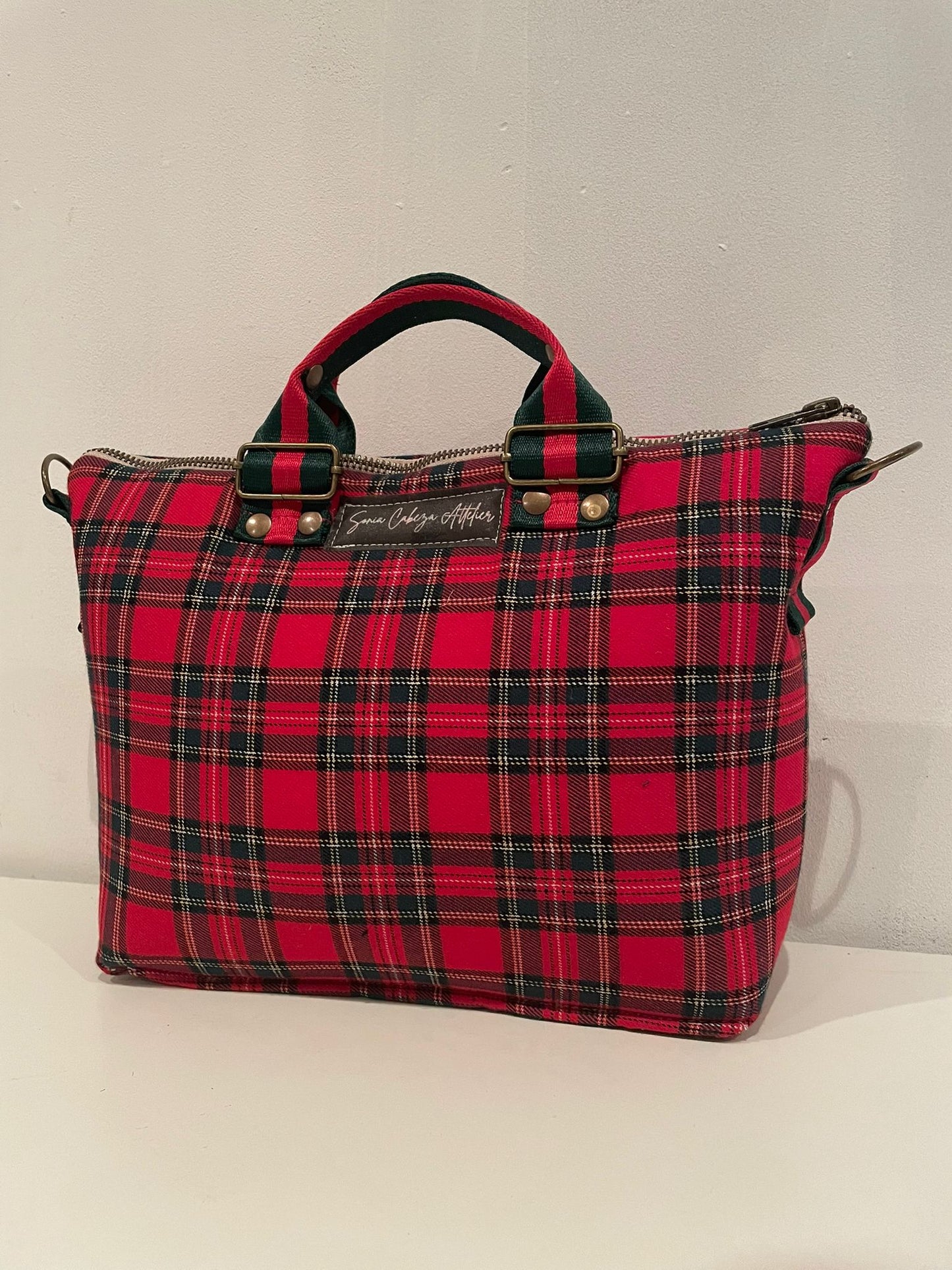 Scotch's Crosbody "Royal Steward"